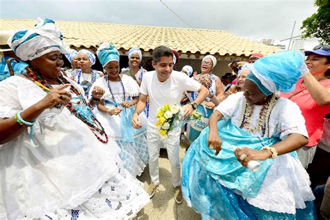 Festa de Iemanjá, en hyllning till havets gudinna i 10-tals Brasilien och dess påverkan på kulturella traditioner och handelsrelationer